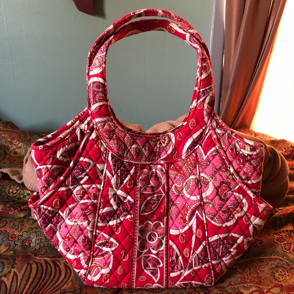 Discontinued Vera Bradley Purse in Rosy Posies